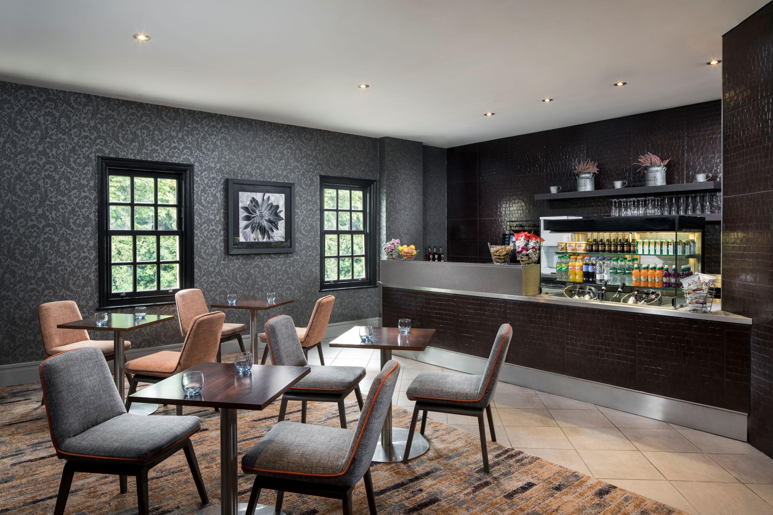 Oulton Hall Hotel, Spa & Golf Resort Leeds  Exterior foto